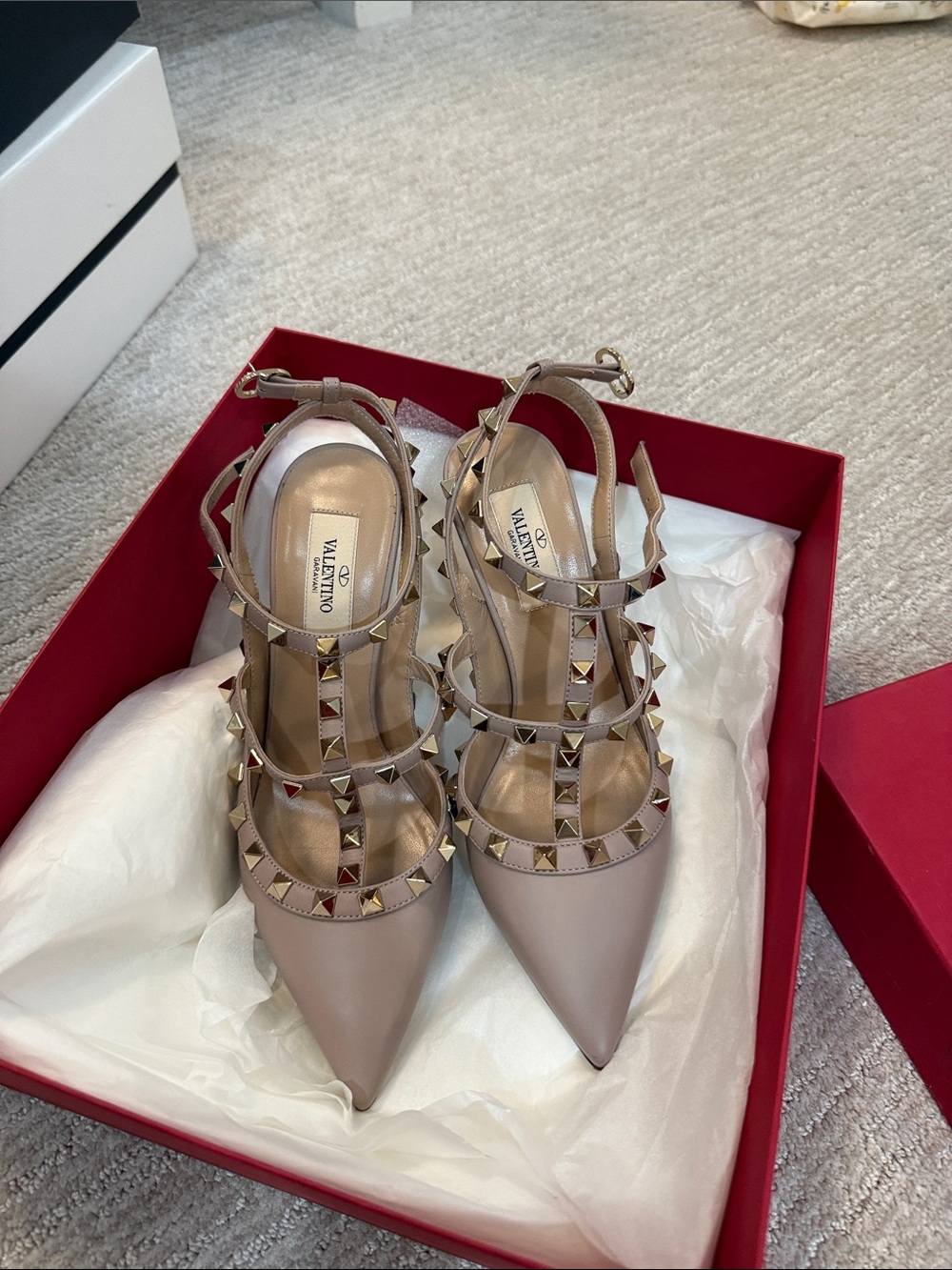 Valentino Nude/Taupe Rockstud Pointed T-Strap Pumps